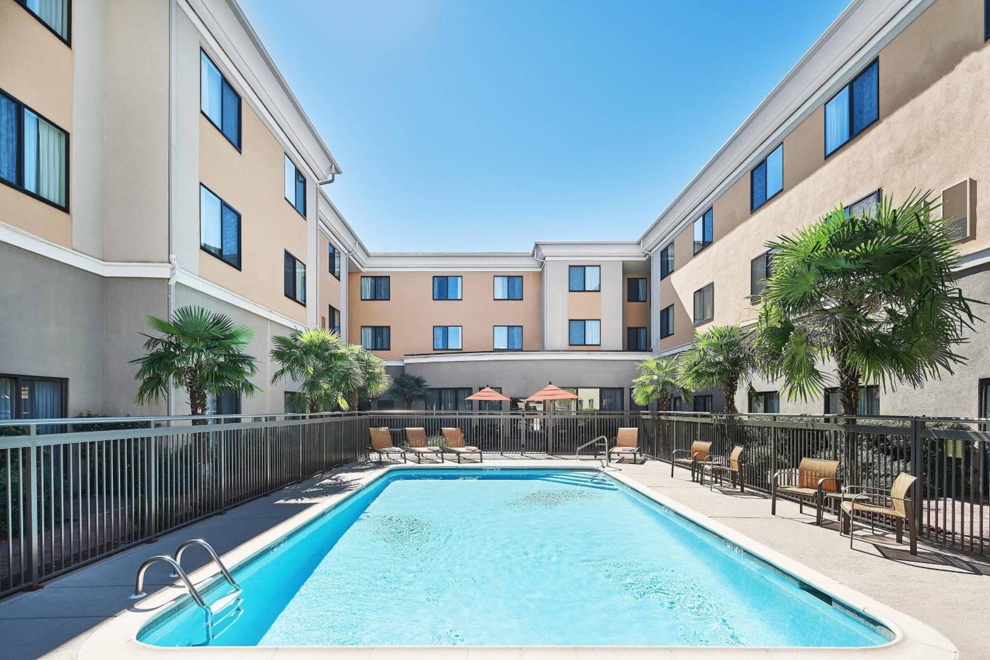Courtyard Shreveport-Bossier City/Louisiana Boardwalk Экстерьер фото