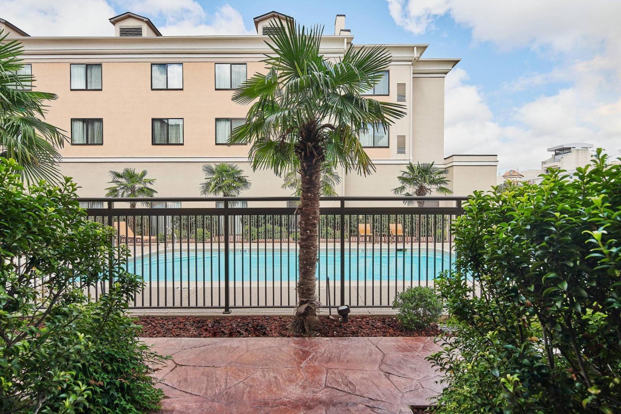 Courtyard Shreveport-Bossier City/Louisiana Boardwalk Экстерьер фото