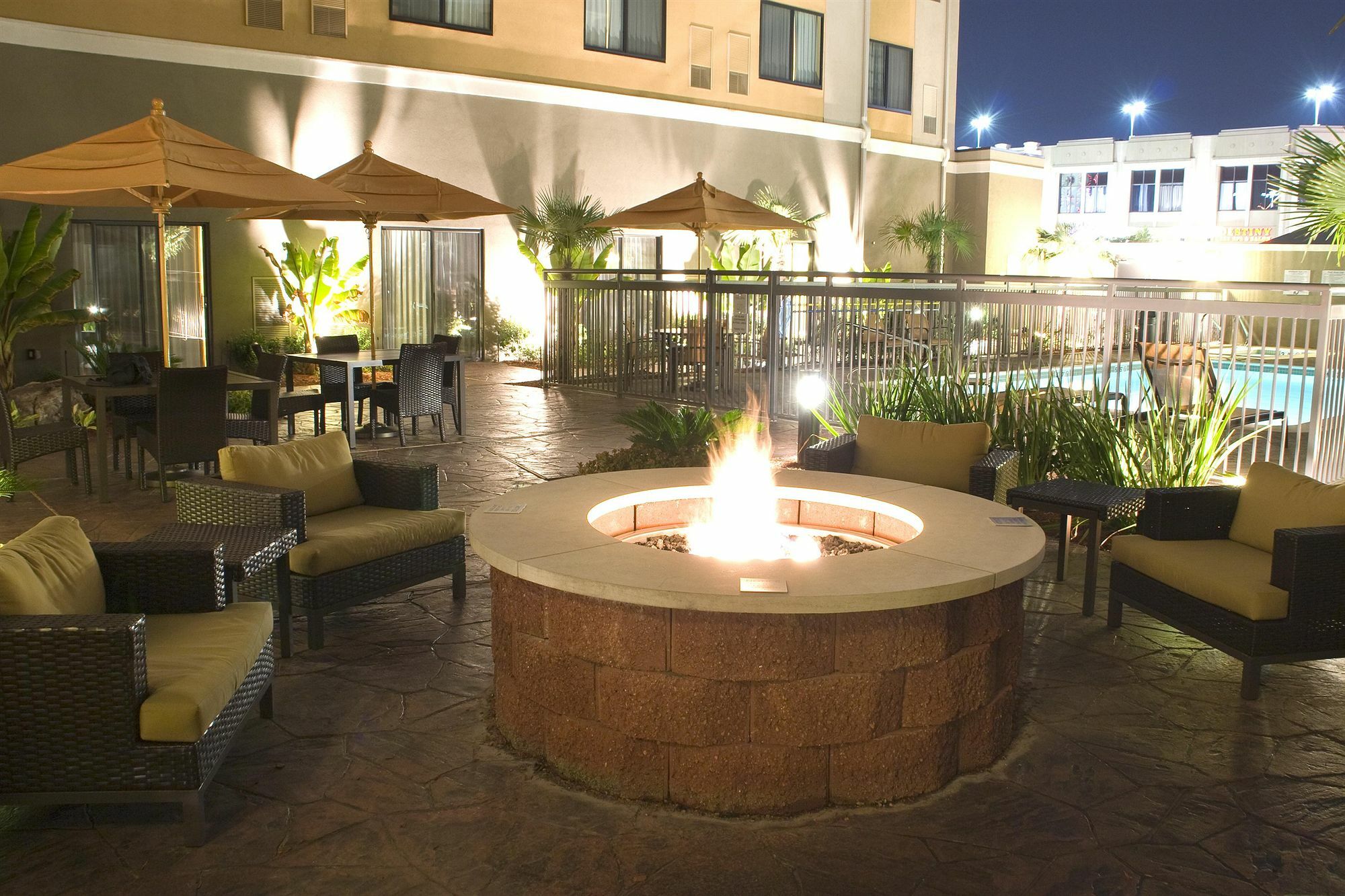 Courtyard Shreveport-Bossier City/Louisiana Boardwalk Экстерьер фото